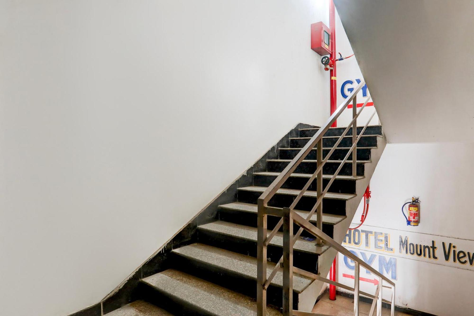 Hotel O Shree Mayaa Gwalijar Zewnętrze zdjęcie
